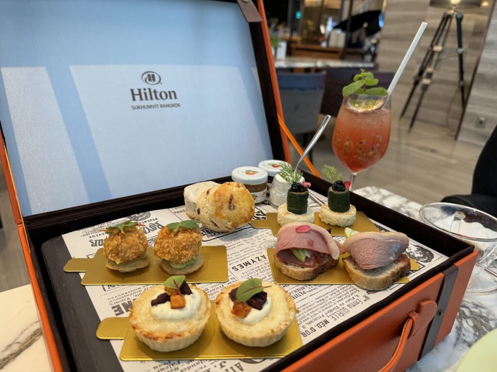 ヒルトンスクンビットバンコク Hilton Sukhumvit Bangkok) アフタヌーンティー　コスパ　人気　バンコク　ホテル　おすすめ